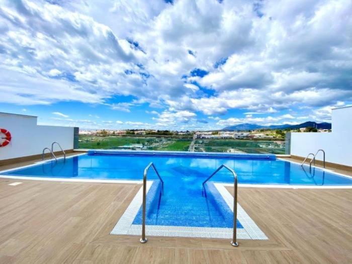 Newly Built 3 Bdrm Modern Apt W Gym, Pool, & Views Marbella Exterior foto