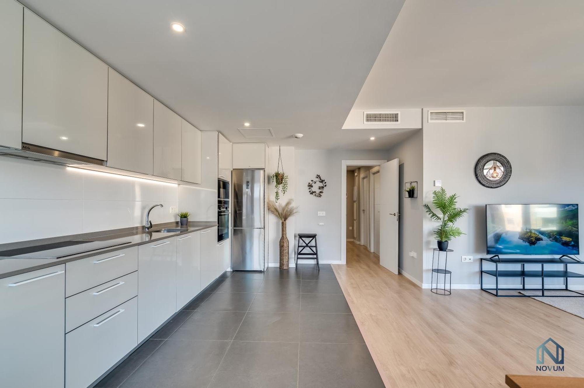 Newly Built 3 Bdrm Modern Apt W Gym, Pool, & Views Marbella Exterior foto