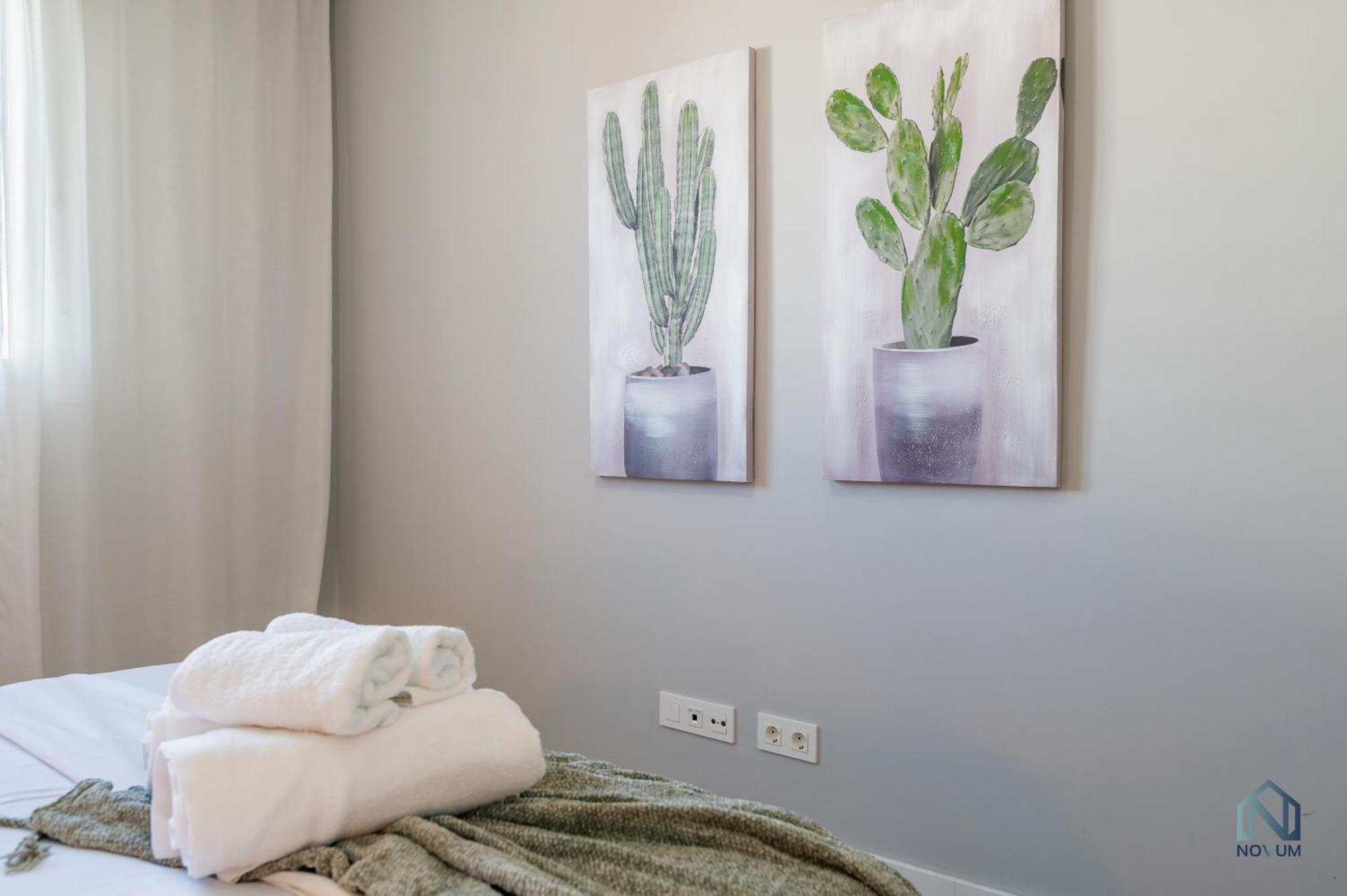 Newly Built 3 Bdrm Modern Apt W Gym, Pool, & Views Marbella Exterior foto